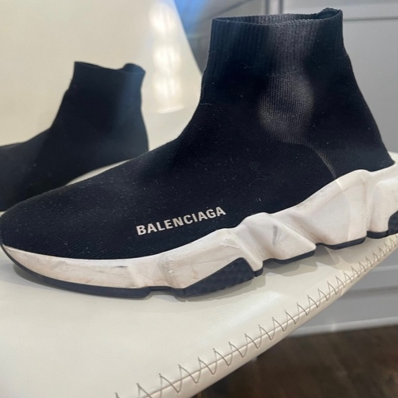 Balenciaga Knit Sneakers - Original Bag and Box - Picture 7 of 9